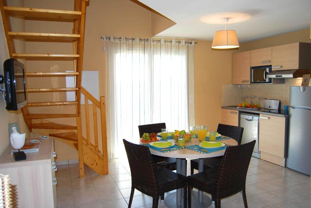 Lagrange Grand Bleu Vacances - Residence Le Mas De Torreilles Quarto foto